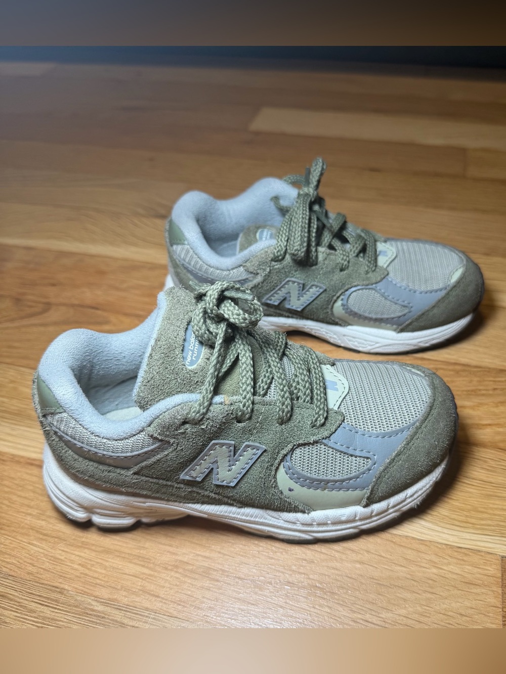 New Balance 2002R Kids Olive Green Sneakers – Size 10